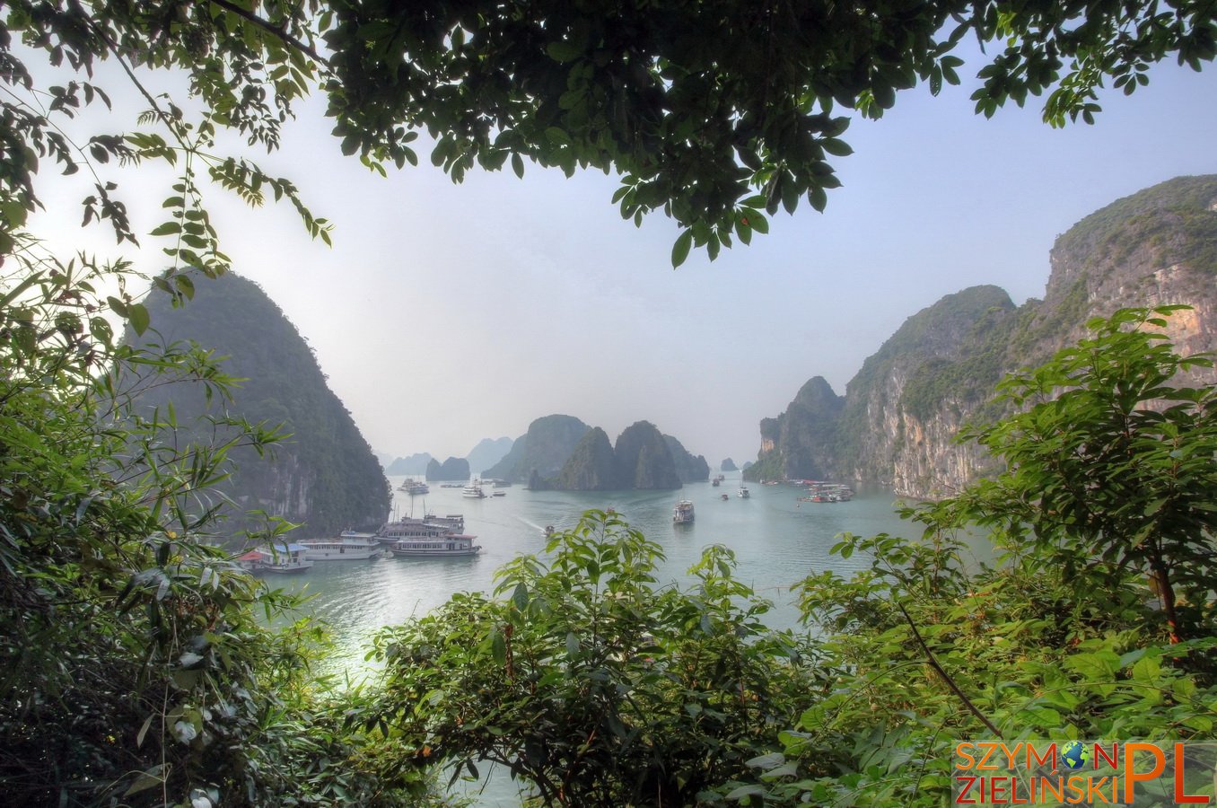 Ha Long Bay, Vietnam - photos and review - Zatoka Ha Long, Wietnam - zdjęcia i opis