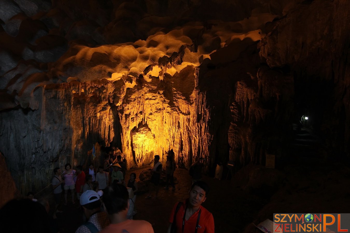 Ha Long Bay, Vietnam - photos and review - Zatoka Ha Long, Wietnam - zdjęcia i opis