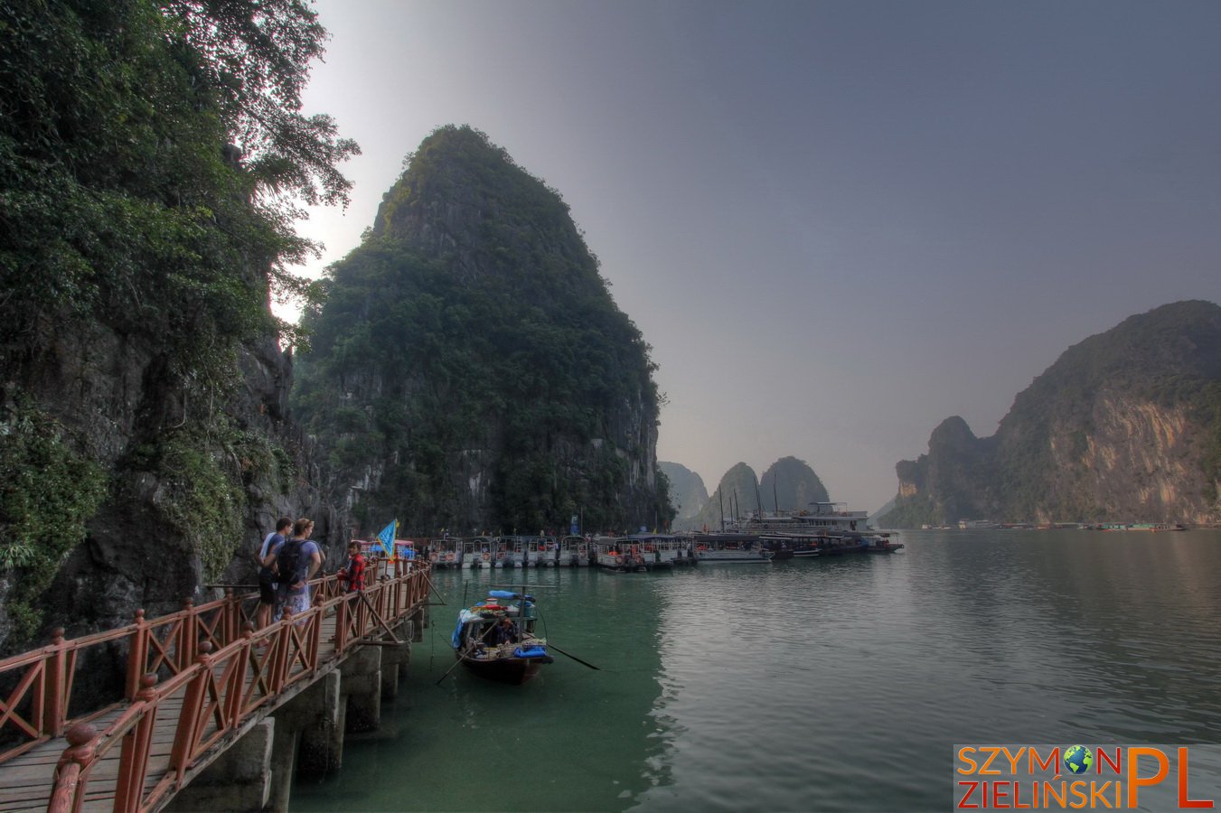 Ha Long Bay, Vietnam - photos and review - Zatoka Ha Long, Wietnam - zdjęcia i opis