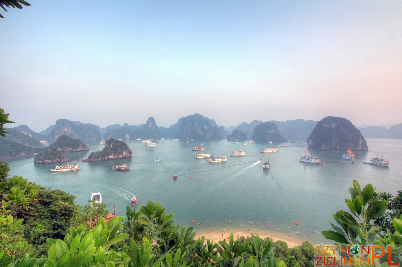 Ha Long Bay, Vietnam - photos and review - Zatoka Ha Long, Wietnam - zdjęcia i opis