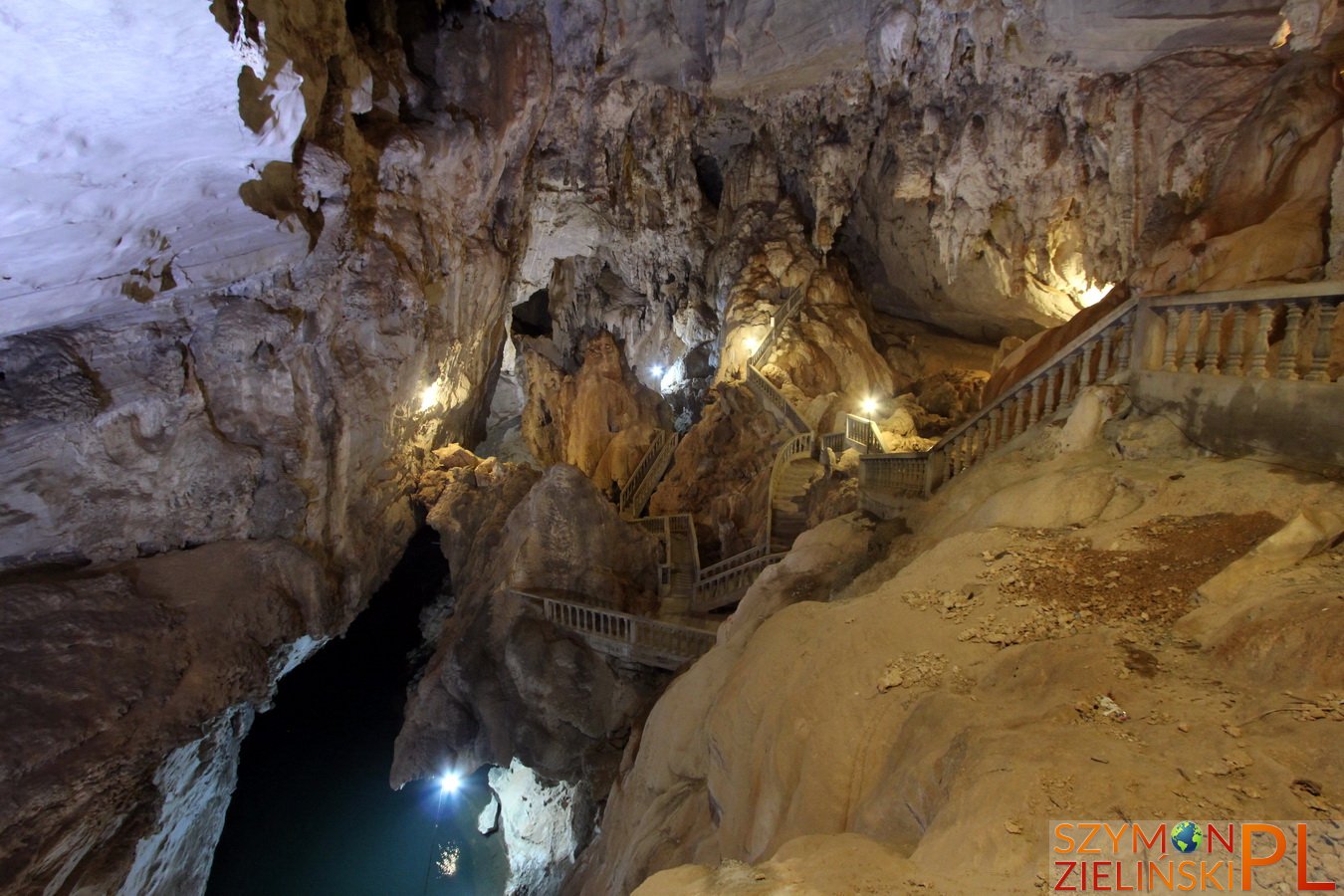 Tha Khaek Loop, Laos - Day 1 - Caves around Tha Khaek