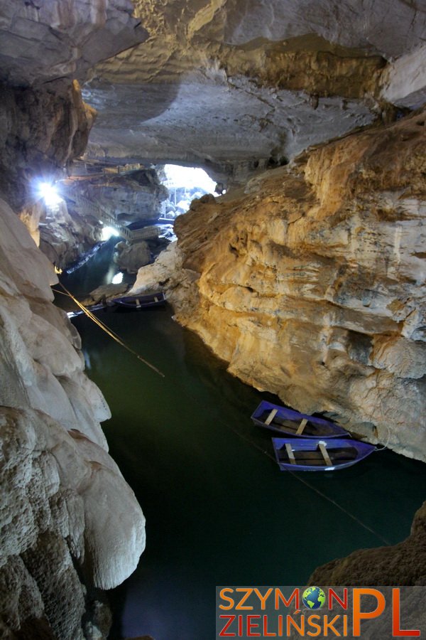 Tha Khaek Loop, Laos - Day 1 - Caves around Tha Khaek