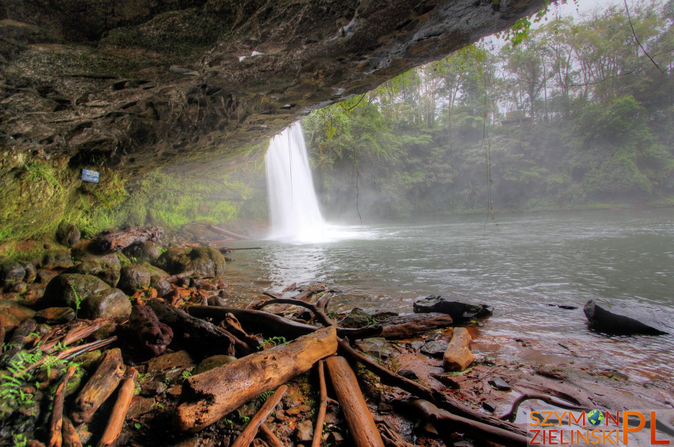 Bolaven Plateau, Laos - Sekong to Pakse - Beautiful waterfalls and coffee plantations